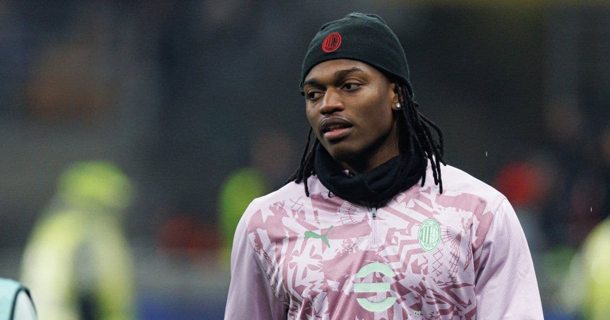 Milan, quattro giocatori fuori dal progetto: Leao può partire per 50 milioni