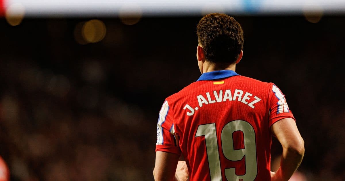 Calciomercato, Laporta avvisa l'Atlético per Julián Álvarez: "L'offerta non è illimitata"