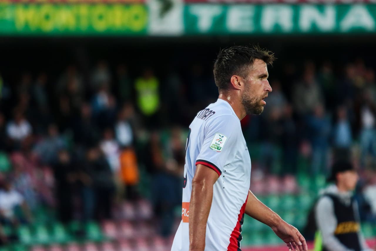 Pronostico Genoa-Frosinone, quote e statistiche del match – Serie B 18/12/2022
