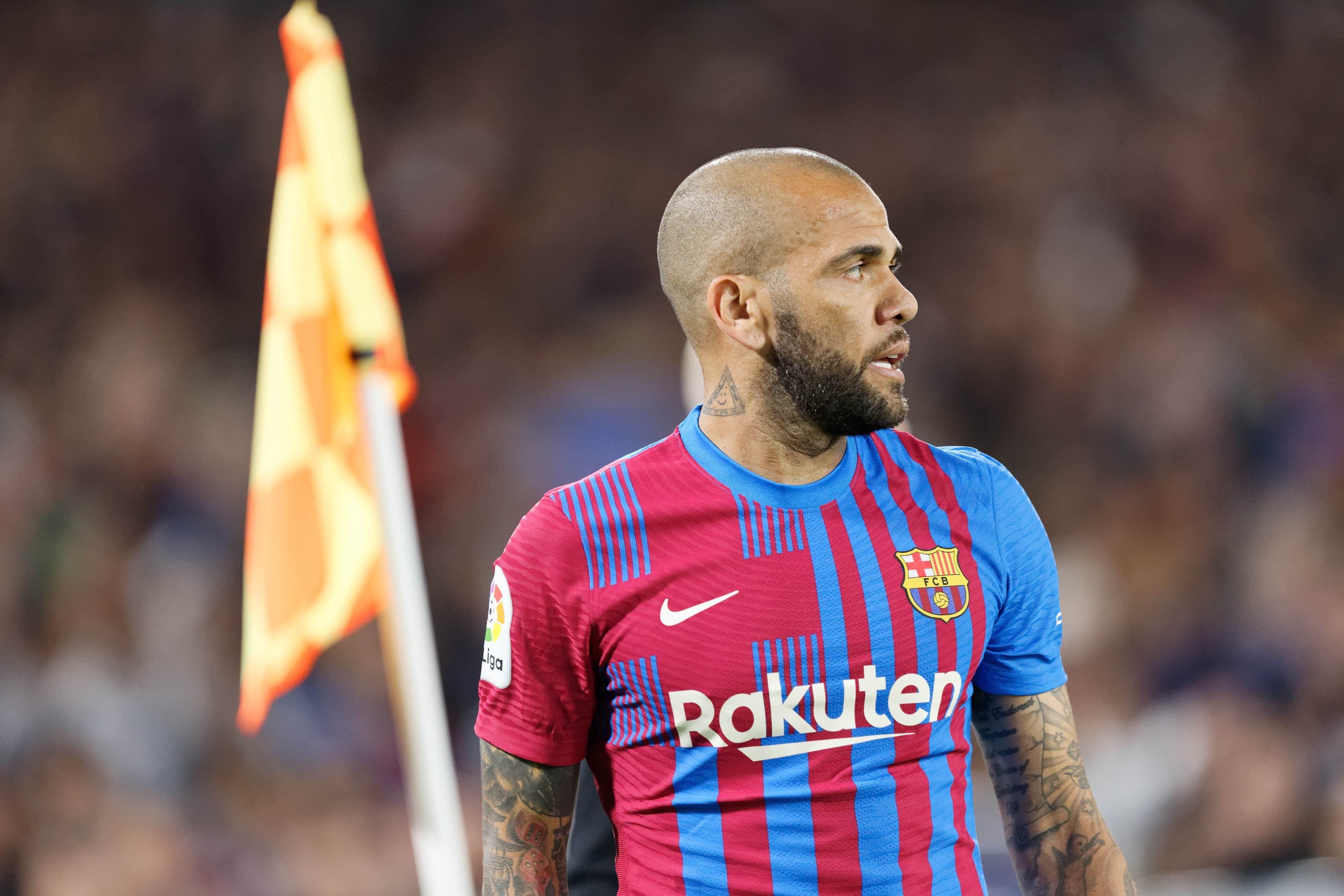 Da Dani Alves a Messi: i giocatori che hanno vinto più titoli nella storia del calcio