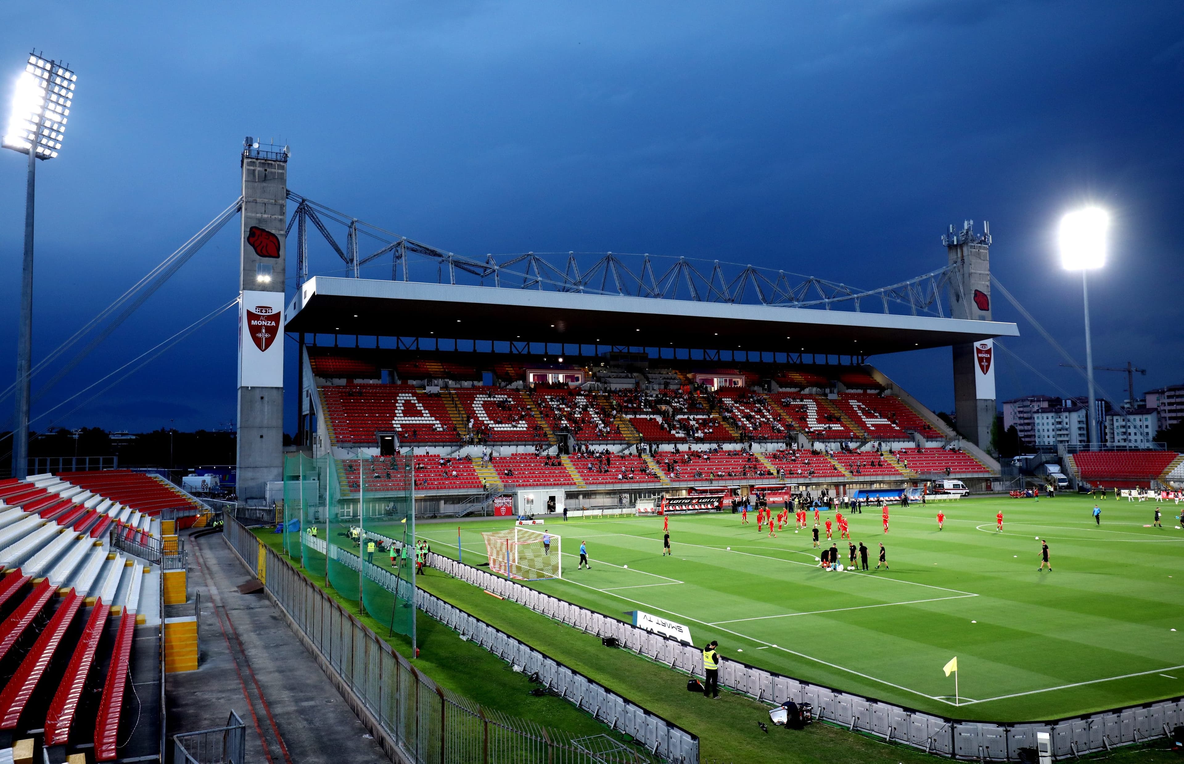 Serie B, al via i playoff: Monza e Pisa sognano la A. Vicenza e Cosenza nei playout per salvarsi