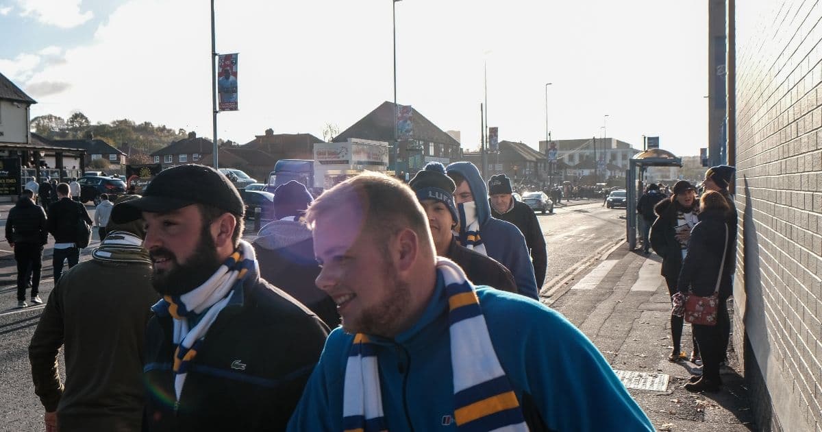 Leeds United: scoppia il caso Ramadan, fischi a Elland Road durante la pausa