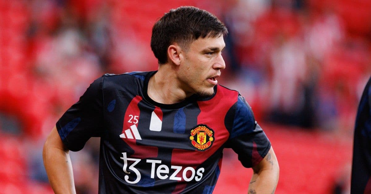 Manchester United, infortunio Ugarte: rischia un anno di stop, indennizzo record per il club