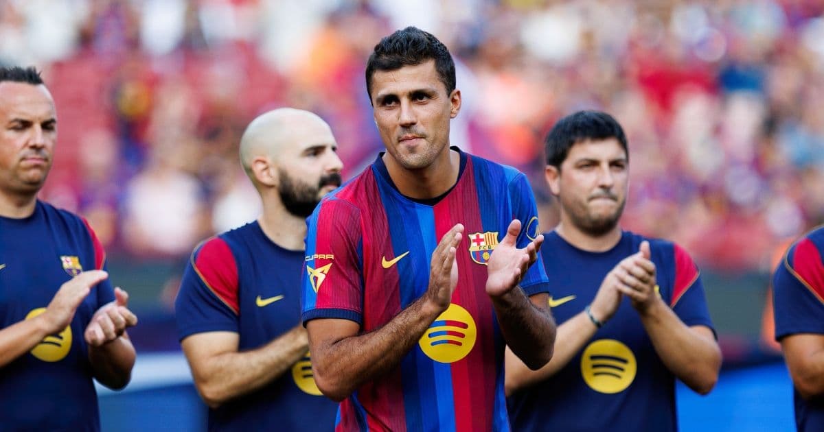 Barcellona, è il giorno di Rodri: Flick conferma l'esordio al Camp Nou