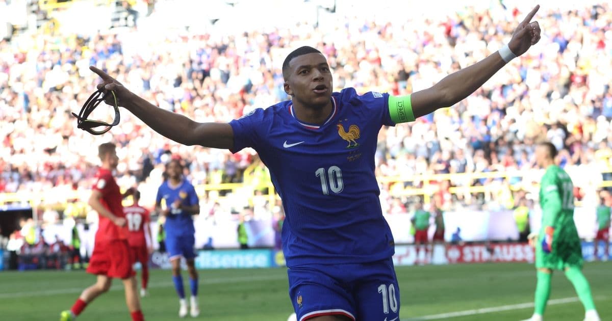 Mbappé lancia la sfida per il Pallone d'Oro: "Deluso se non lo vincessi, sono stato il migliore"