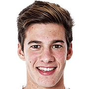 Santi Mina