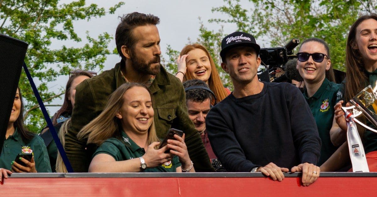 Wrexham, cinque anni di "Hollywood": la metamorfosi del club sotto Reynolds e McElhenney