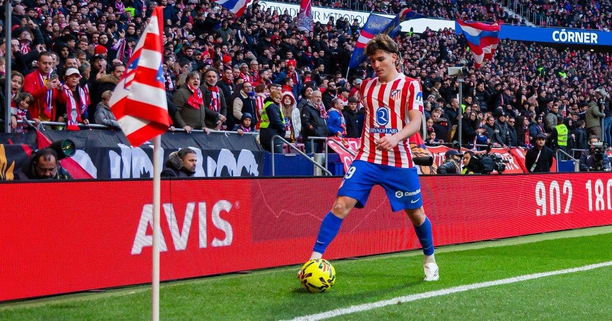 Julián Álvarez infiamma le elezioni del Barcellona: è lui il prescelto per il dopo-Lewandowski