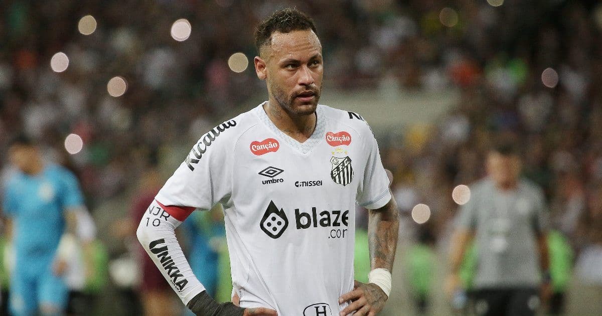 Neymar denunciato dalla chef: “Turni di 16 ore e pasti per 150 persone”