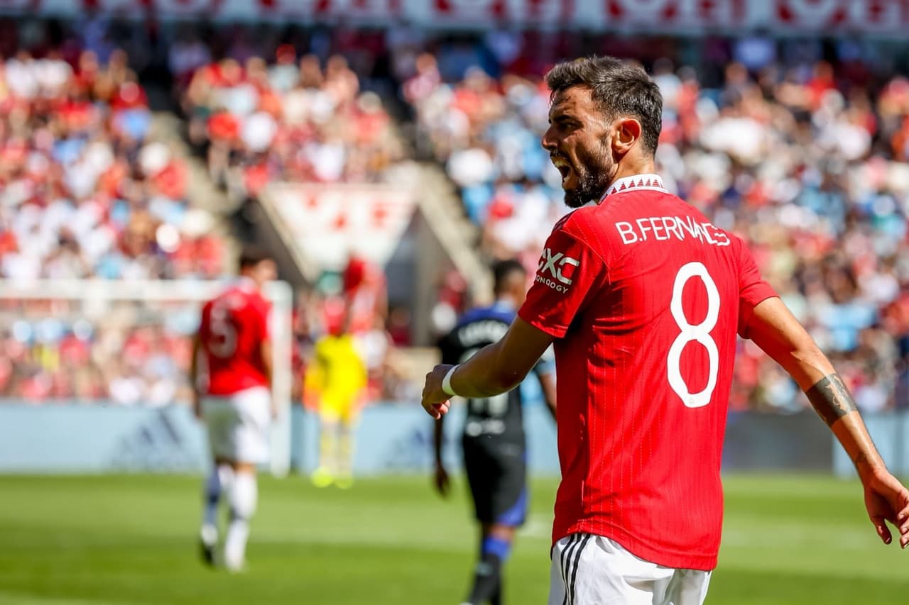 Prima sognando, poi eguagliando Beckham: Bruno Fernandes nella storia dello United