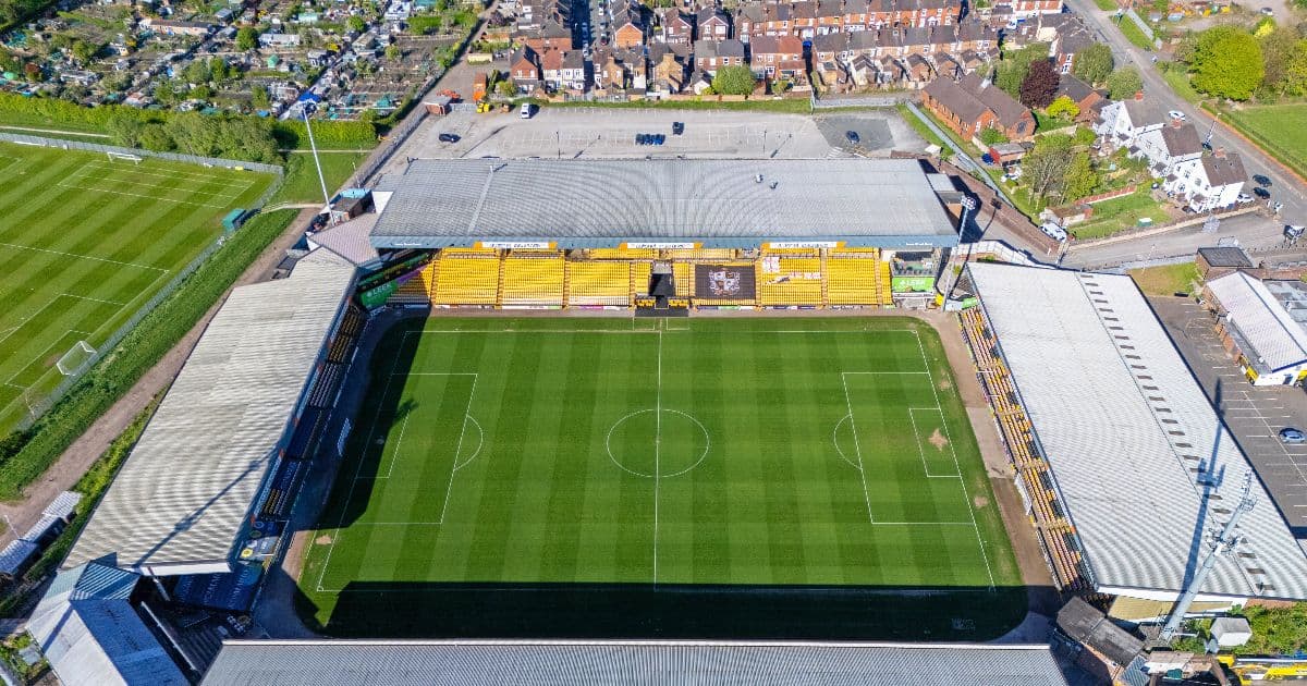 Pronostico Port Vale-Barnsley: analisi e probabili formazioni 04/01/2026 League One